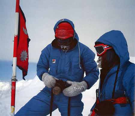 
Reinhold Messner and Friedl Mutschlechner on Kangchenjunga summit May 6, 1982 - All Fourteen 8000ers (Reinhold Messner) book
